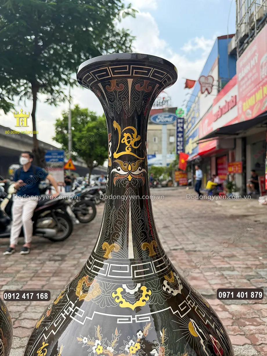 Chữ Lộc thư ph&aacute;p được khảm v&agrave;ng 24K sang trọng